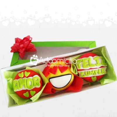 Cupcakes a domicilio en popayan 3 cupcakes en caja de regalo Amor feliz